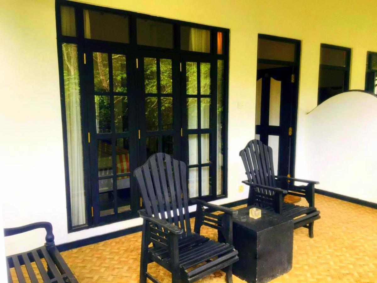 Flower Garden Eco Village Sigiriya Bagian luar foto