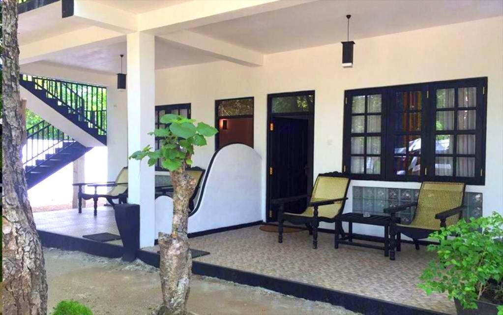 Flower Garden Eco Village Sigiriya Bagian luar foto