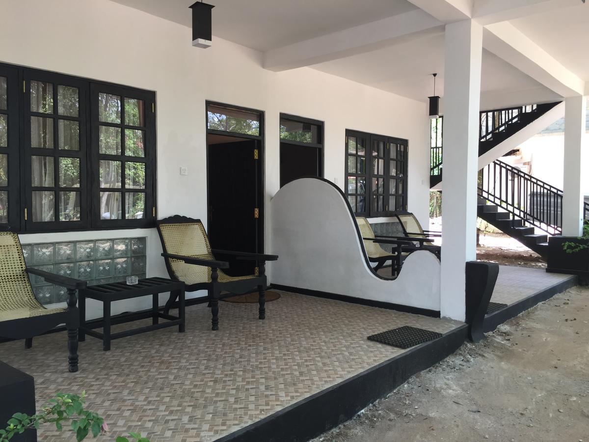 Flower Garden Eco Village Sigiriya Bagian luar foto