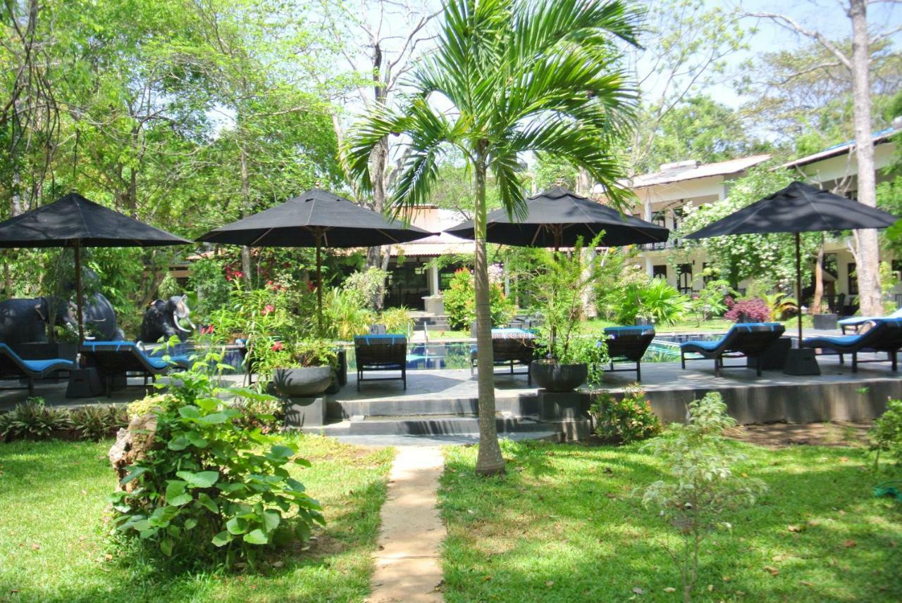 Flower Garden Eco Village Sigiriya Bagian luar foto